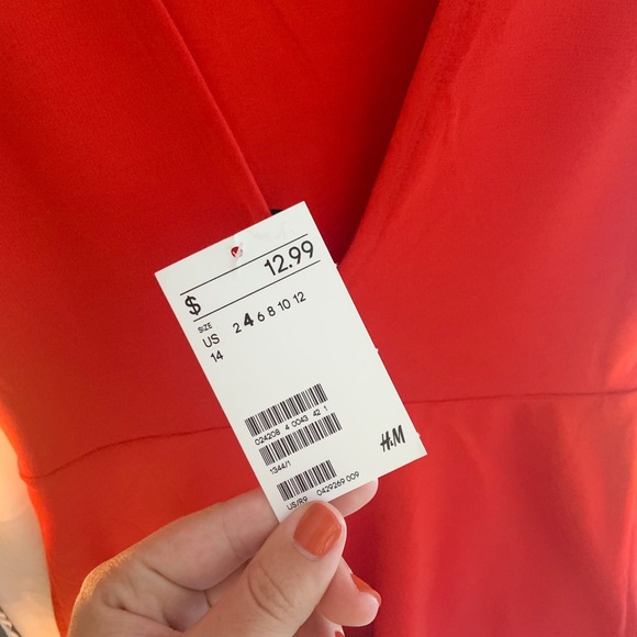 Red, deep V back dress!! - Picture 3 of 3